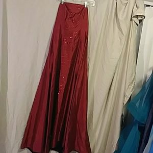 Full length shoulderless dress/gown prom Style